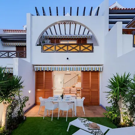 Villa Villas Parque Santiago Iii By Upper Luxury Housing - Parque Santiago