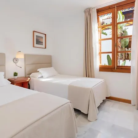 Villas Parque Santiago Iii By Upper Luxury Housing * Playa de las Americas (Tenerife)