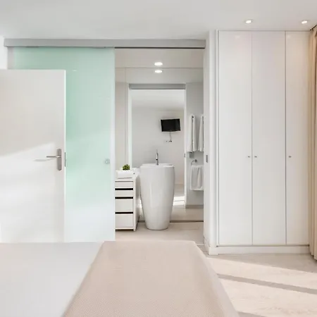 Villas Parque Santiago Iii By Upper Luxury Housing * Playa de las Americas (Tenerife)